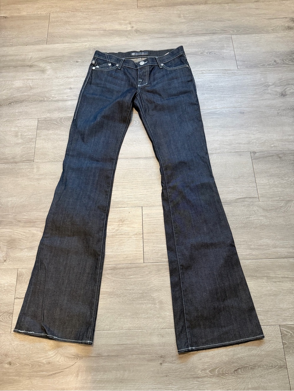 Dark Blue Women's Bootcut Jeans NWOT rock and republic flare jeans nirvana sz 25